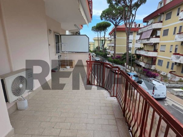 appartamento in vendita a Formia in zona Acquatraversa