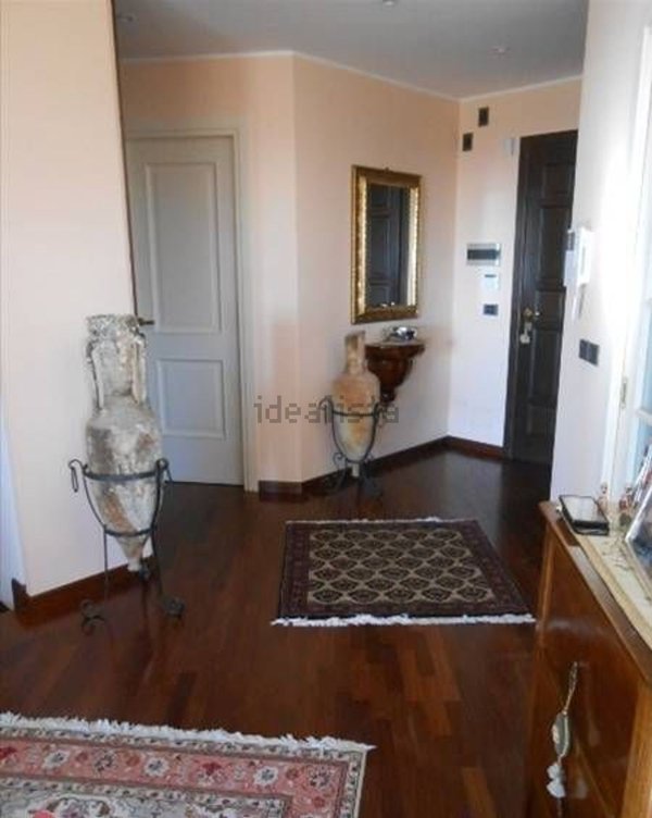 casa indipendente in vendita a Formia in zona Acquatraversa