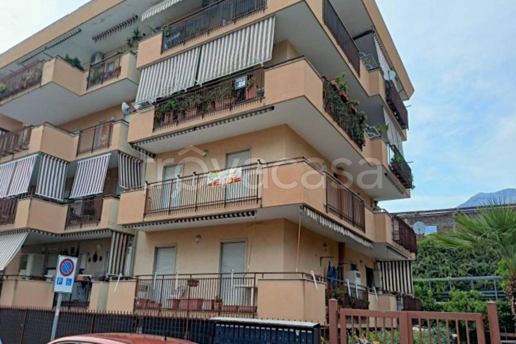 appartamento in vendita a Formia in zona Acquatraversa