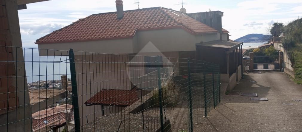 casa indipendente in vendita a Formia