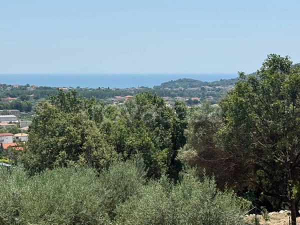 casa indipendente in vendita a Formia in zona Penitro