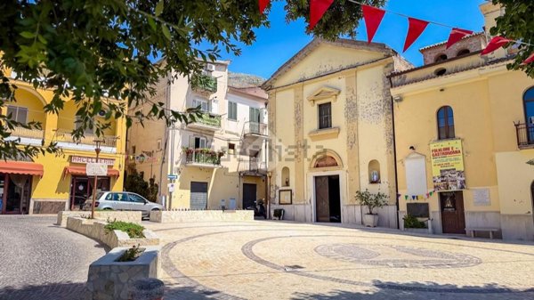 appartamento in vendita a Formia in zona Trivio