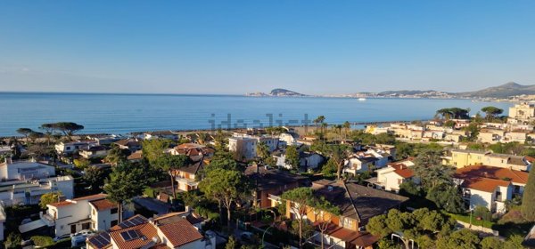 appartamento in vendita a Formia in zona Acquatraversa
