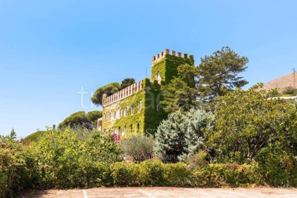casa indipendente in vendita a Formia in zona Mola di Gaeta