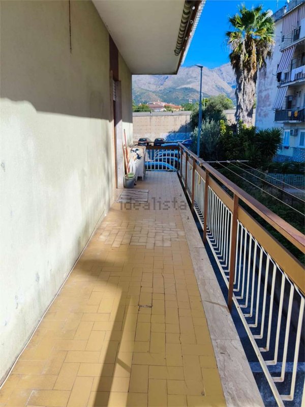appartamento in vendita a Formia in zona Acquatraversa