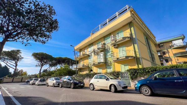 appartamento in vendita a Formia in zona Acquatraversa