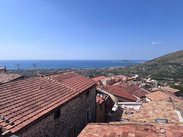 appartamento in vendita a Formia in zona Marànola
