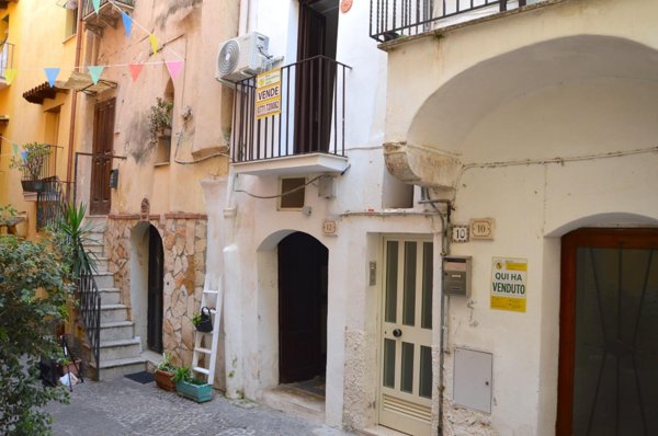 casa indipendente in vendita a Formia