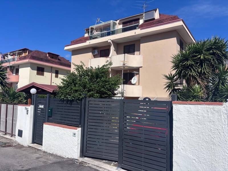 casa indipendente in vendita a Formia in zona Penitro