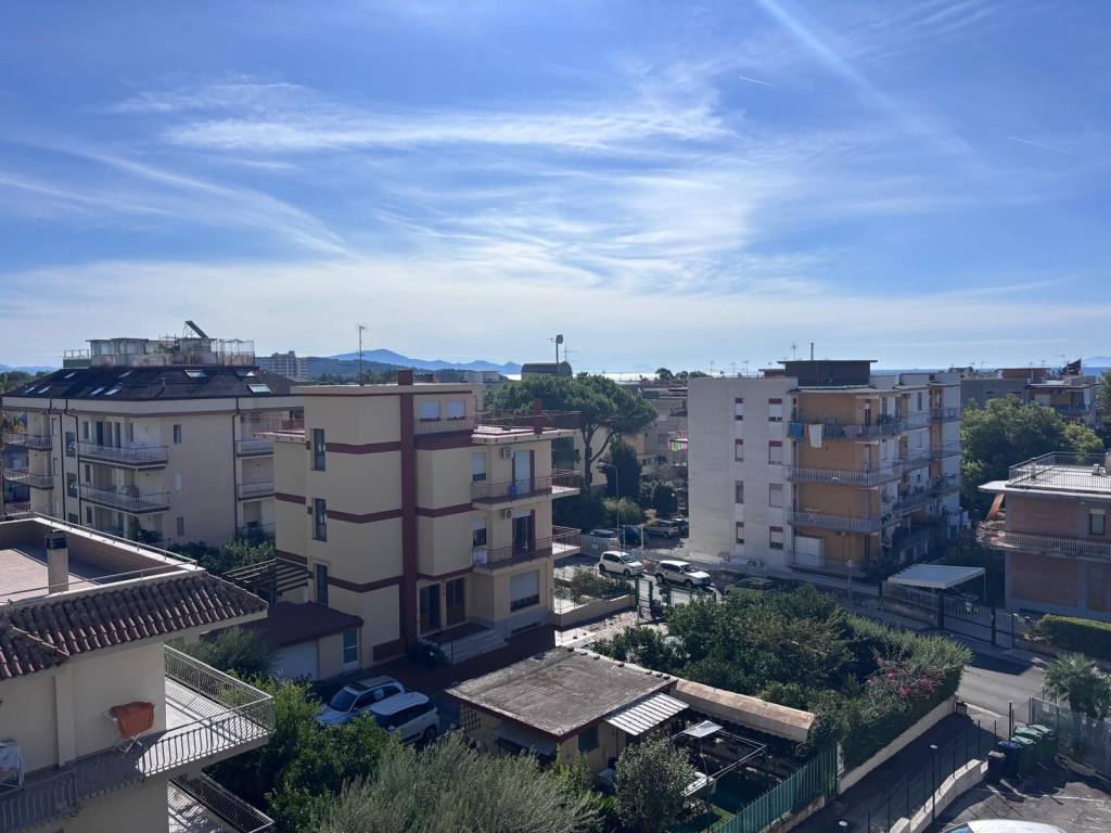 appartamento in vendita a Formia in zona Acquatraversa