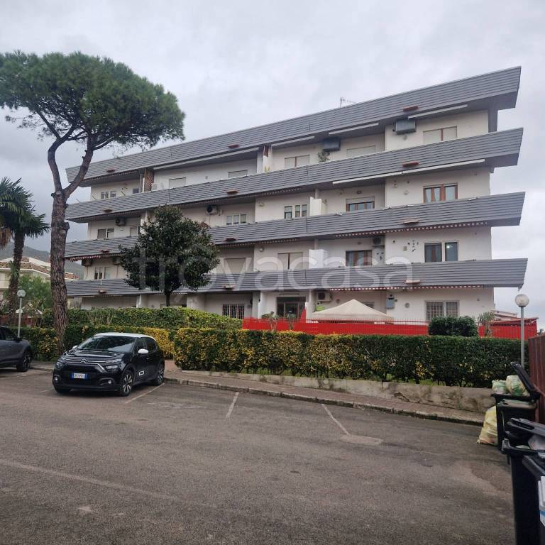 appartamento in vendita a Formia in zona Acquatraversa