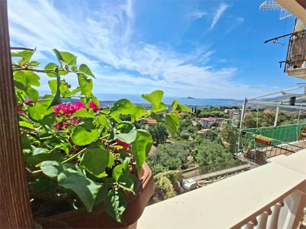 appartamento in vendita a Formia in zona Castellonorato