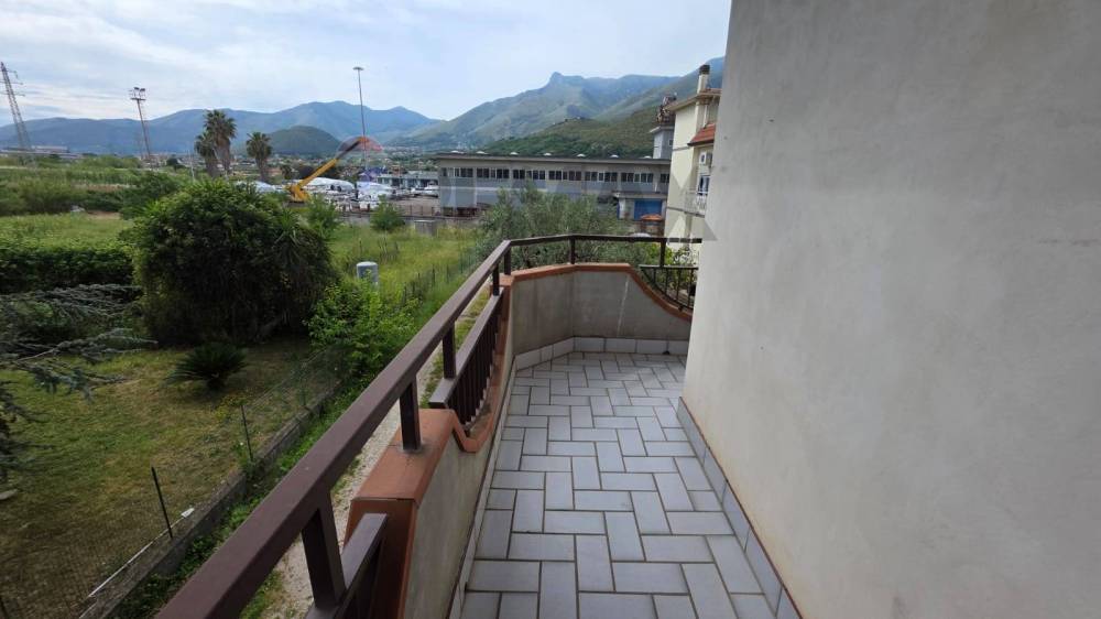 appartamento in vendita a Formia in zona Penitro