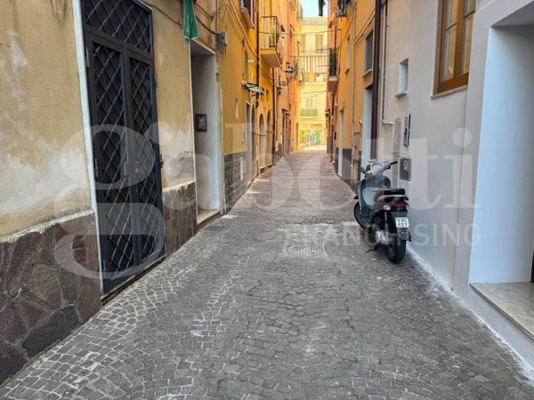 appartamento in vendita a Formia in zona Mola di Gaeta