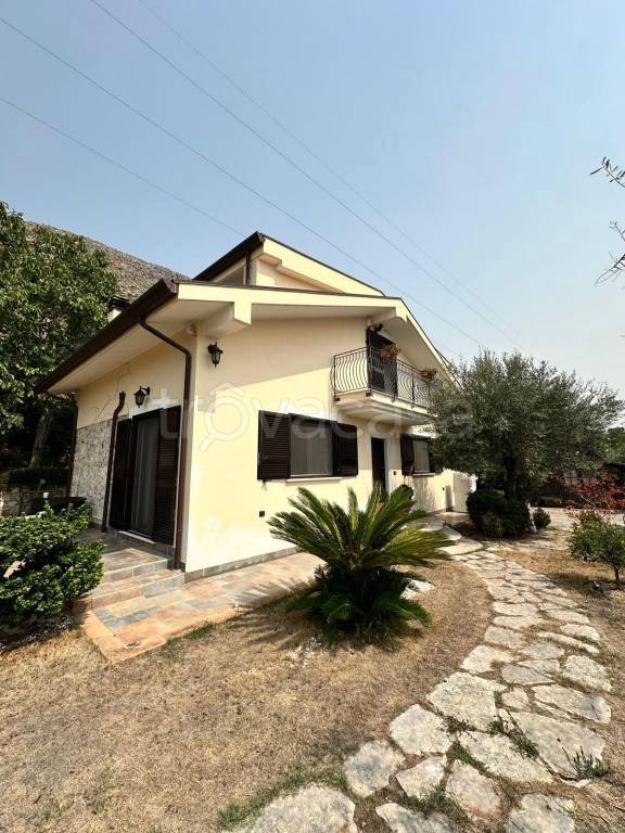 casa indipendente in vendita a Formia