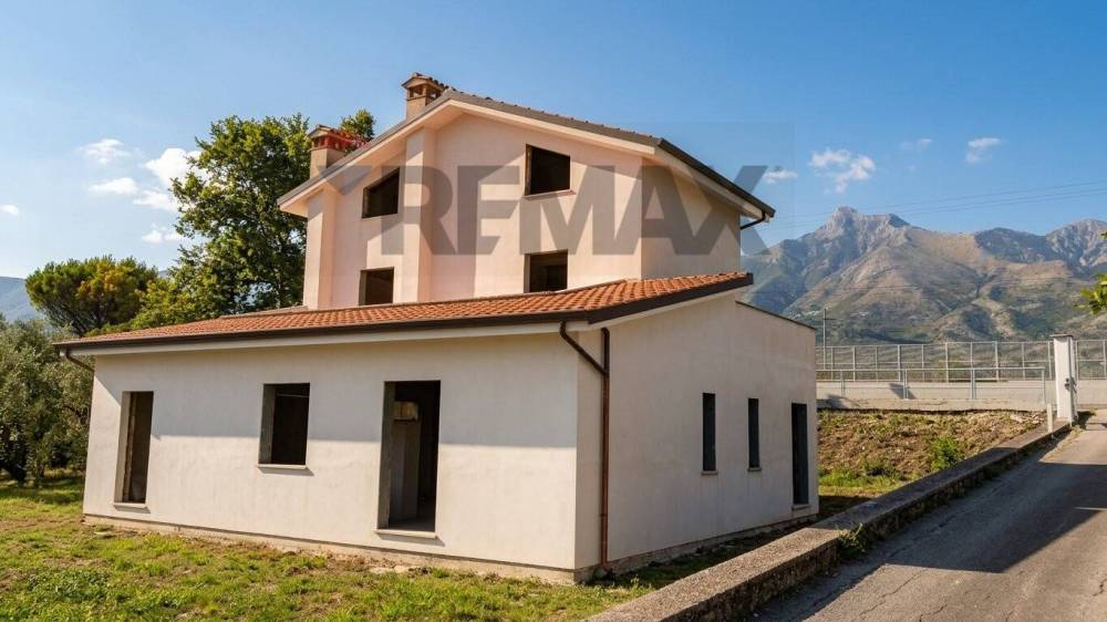 appartamento in vendita a Formia in zona Penitro