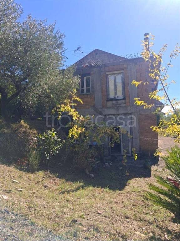 casa indipendente in vendita a Formia
