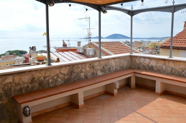 casa indipendente in vendita a Formia in zona Mola di Gaeta