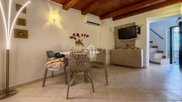 appartamento in vendita a Formia in zona Marànola