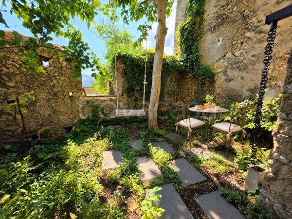 appartamento in vendita a Formia in zona Marànola