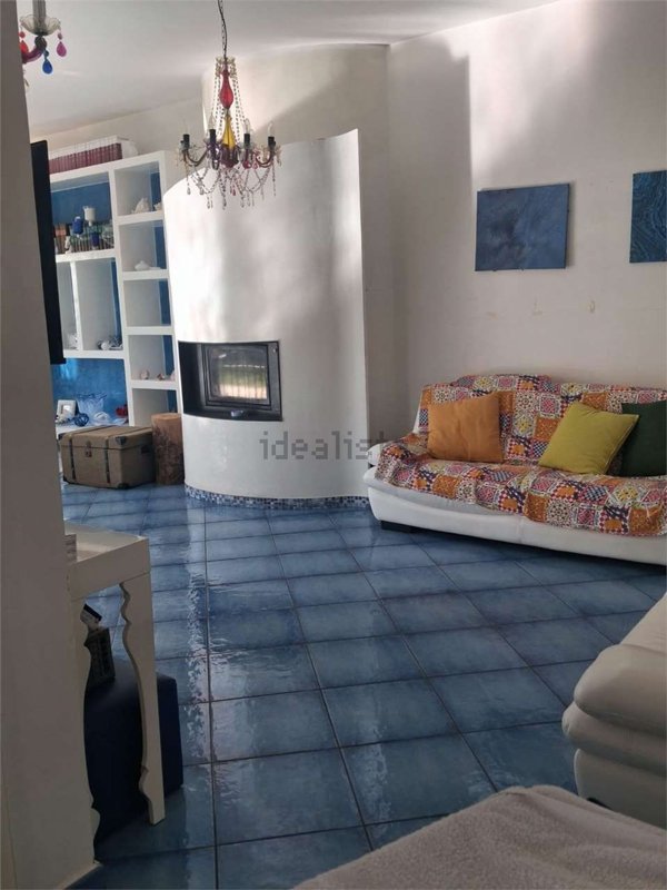 casa indipendente in vendita a Formia in zona Trivio