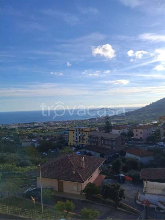 appartamento in vendita a Formia in zona Marànola
