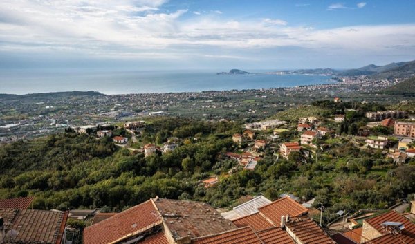 casale in vendita a Formia in zona Castellonorato