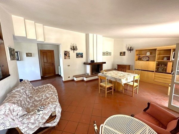 appartamento in vendita a Formia in zona Penitro