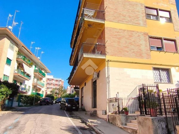 casa semindipendente in vendita a Gaeta in zona Serapo
