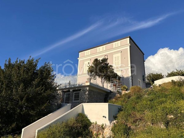 intera palazzina in vendita a Gaeta