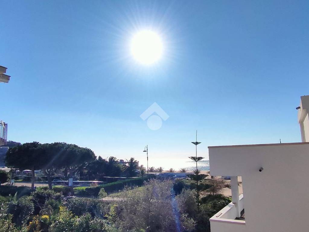 appartamento in vendita a Gaeta in zona Serapo