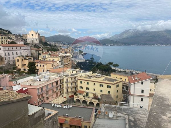 casa indipendente in vendita a Gaeta