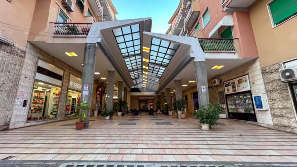 negozio in vendita a Gaeta