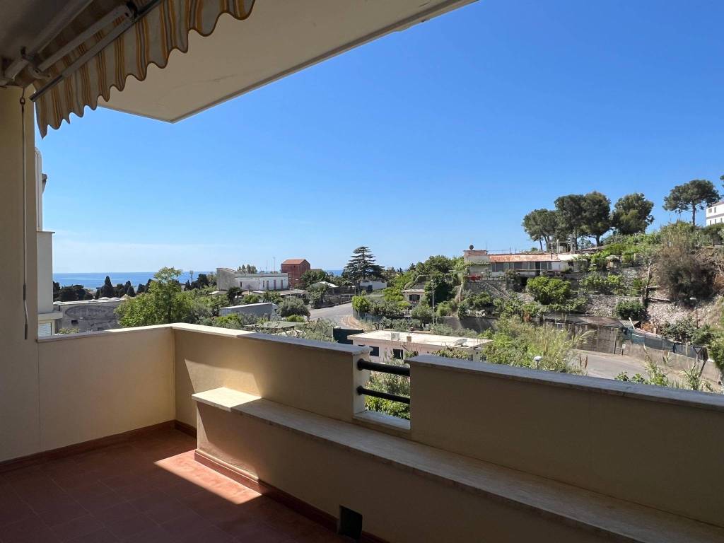 appartamento in vendita a Gaeta in zona Serapo
