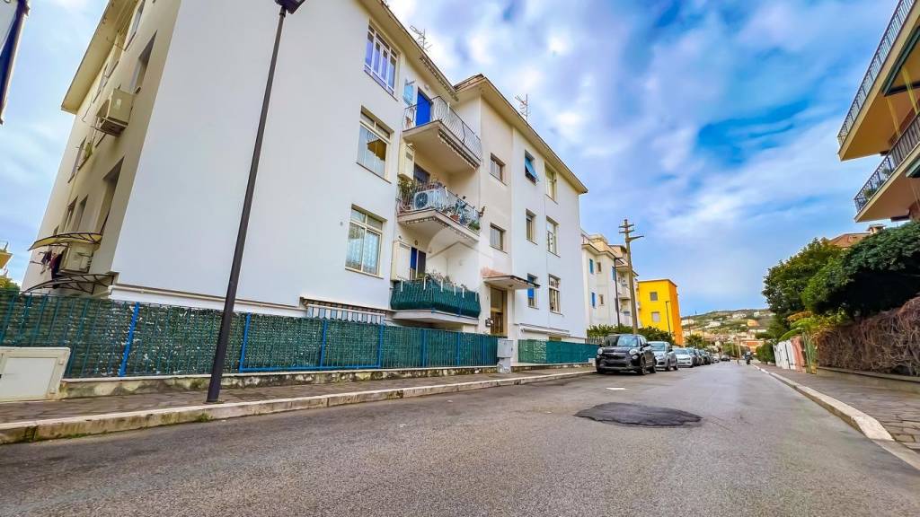 appartamento in vendita a Gaeta in zona Serapo