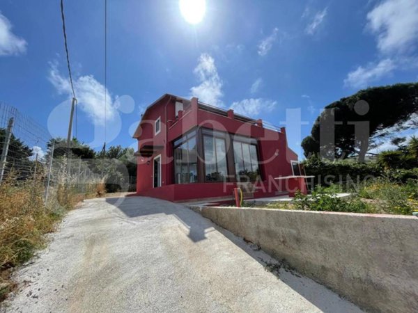casa indipendente in vendita a Gaeta in zona Sant'Agostino