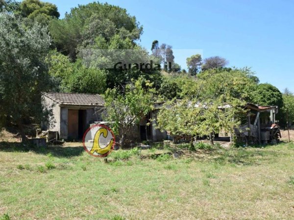 negozio in vendita a Gaeta in zona Sant'Agostino