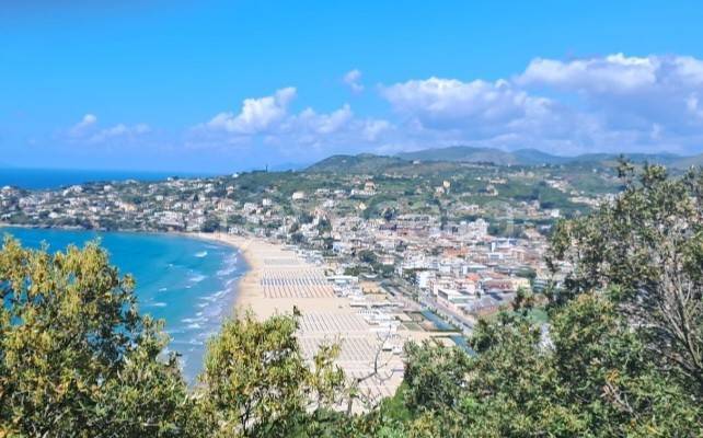 appartamento in vendita a Gaeta in zona Serapo
