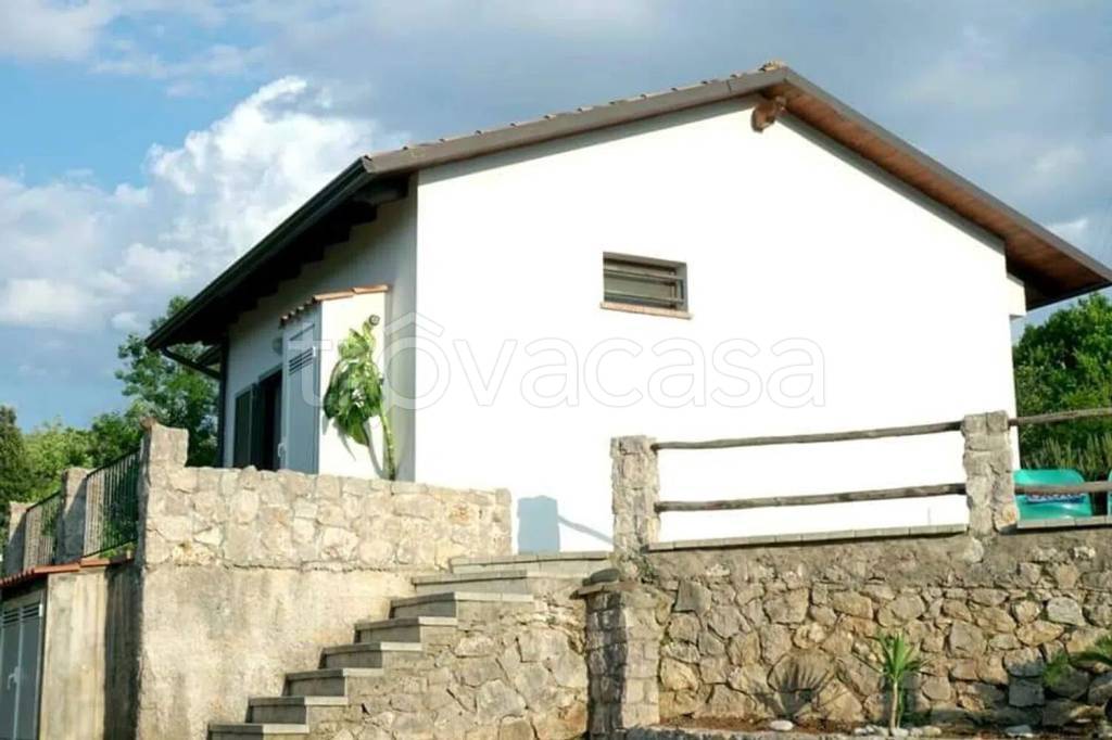 casa indipendente in vendita a Gaeta in zona Sant'Agostino