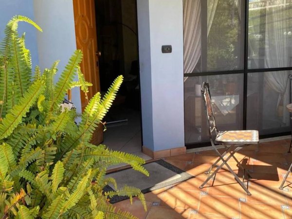 casa indipendente in vendita a Gaeta in zona Serapo