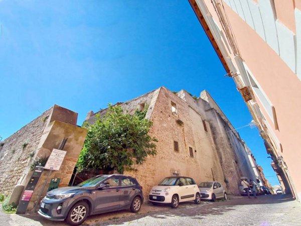 casa indipendente in vendita a Gaeta