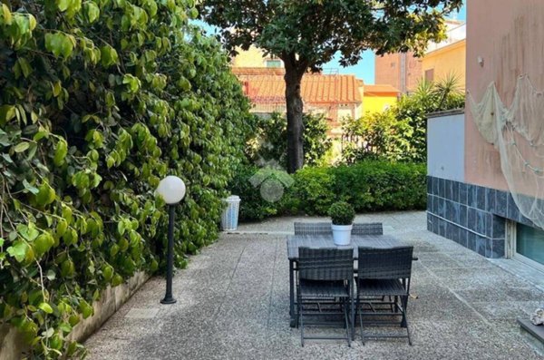 casa indipendente in vendita a Gaeta