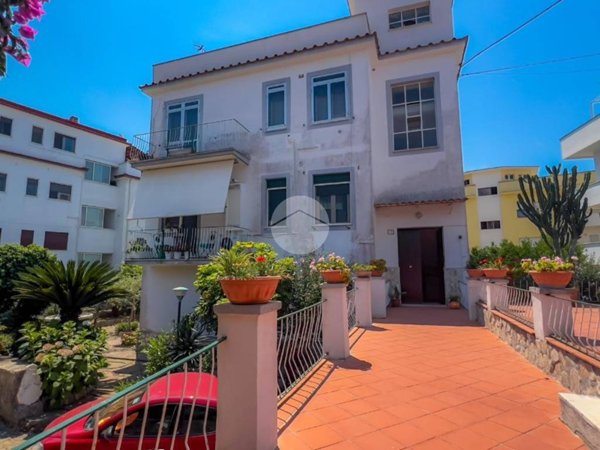 appartamento in vendita a Gaeta in zona Serapo