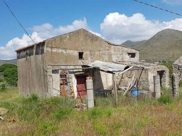 casa indipendente in vendita a Gaeta