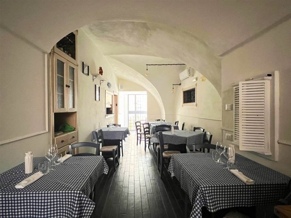 negozio in vendita a Gaeta