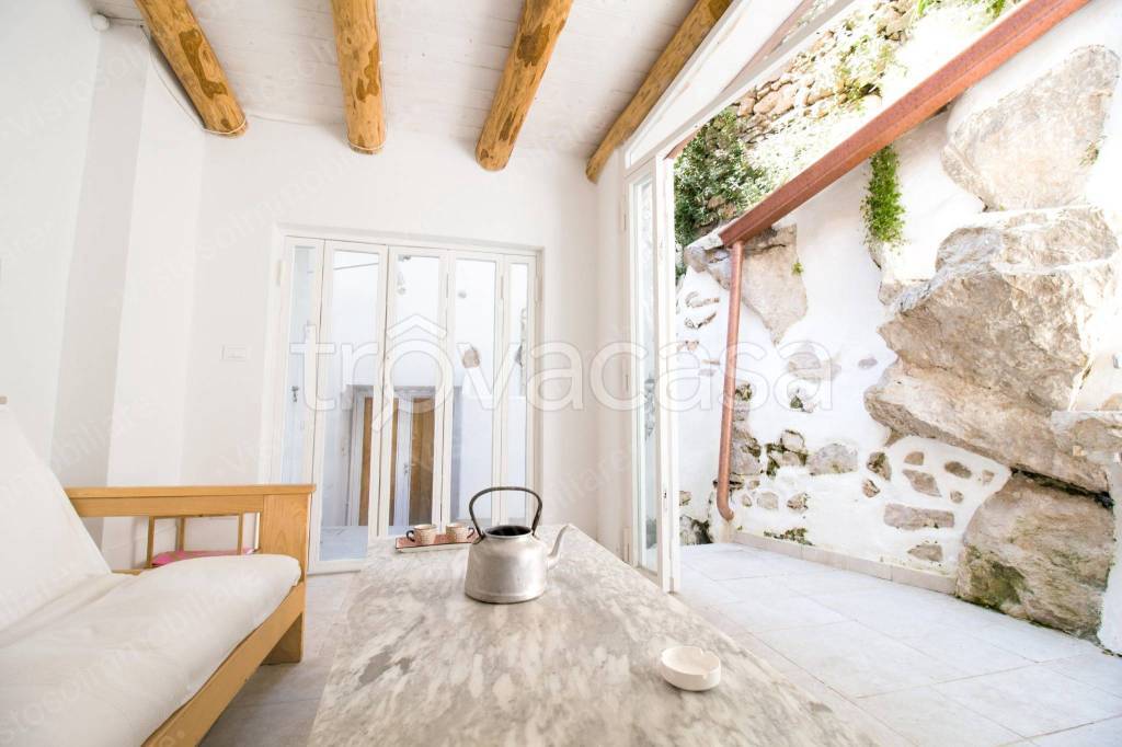 casa indipendente in vendita a Gaeta