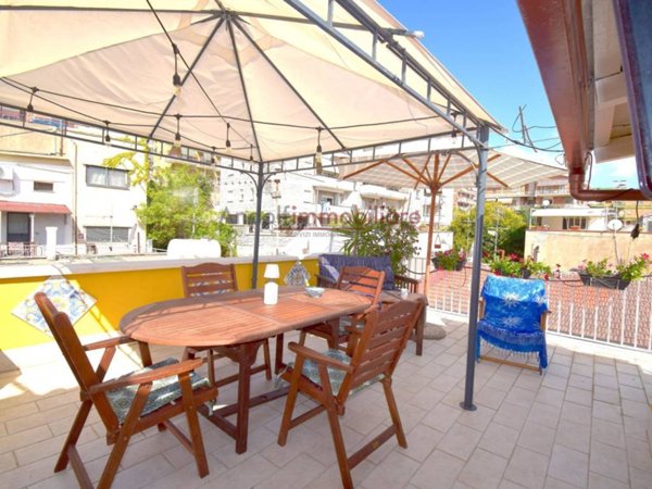casa indipendente in vendita a Gaeta