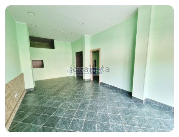 locale commerciale in vendita a Gaeta