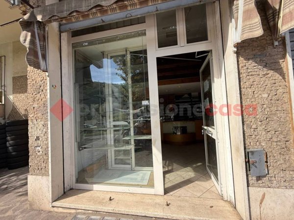 negozio in vendita a Gaeta
