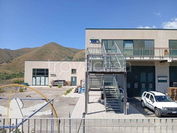negozio in vendita a Gaeta